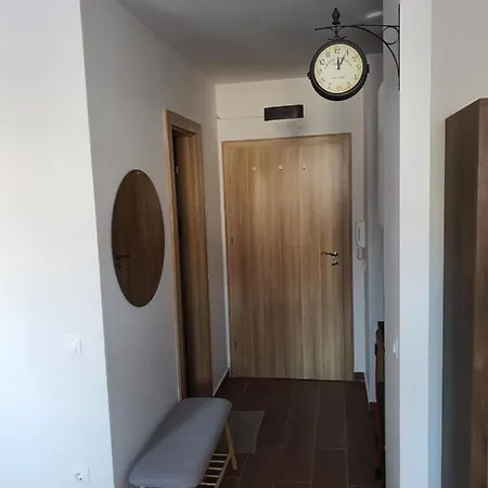 студио B9 гардънс Apartament