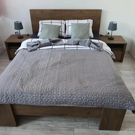 Apartament студио B9 гардънс Borowec