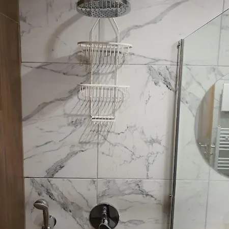 Apartament студио B9 гардънс